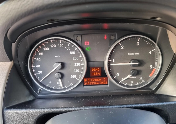 BMW X1 cena 39999 przebieg: 244000, rok produkcji 2011 z Szlichtyngowa małe 529
